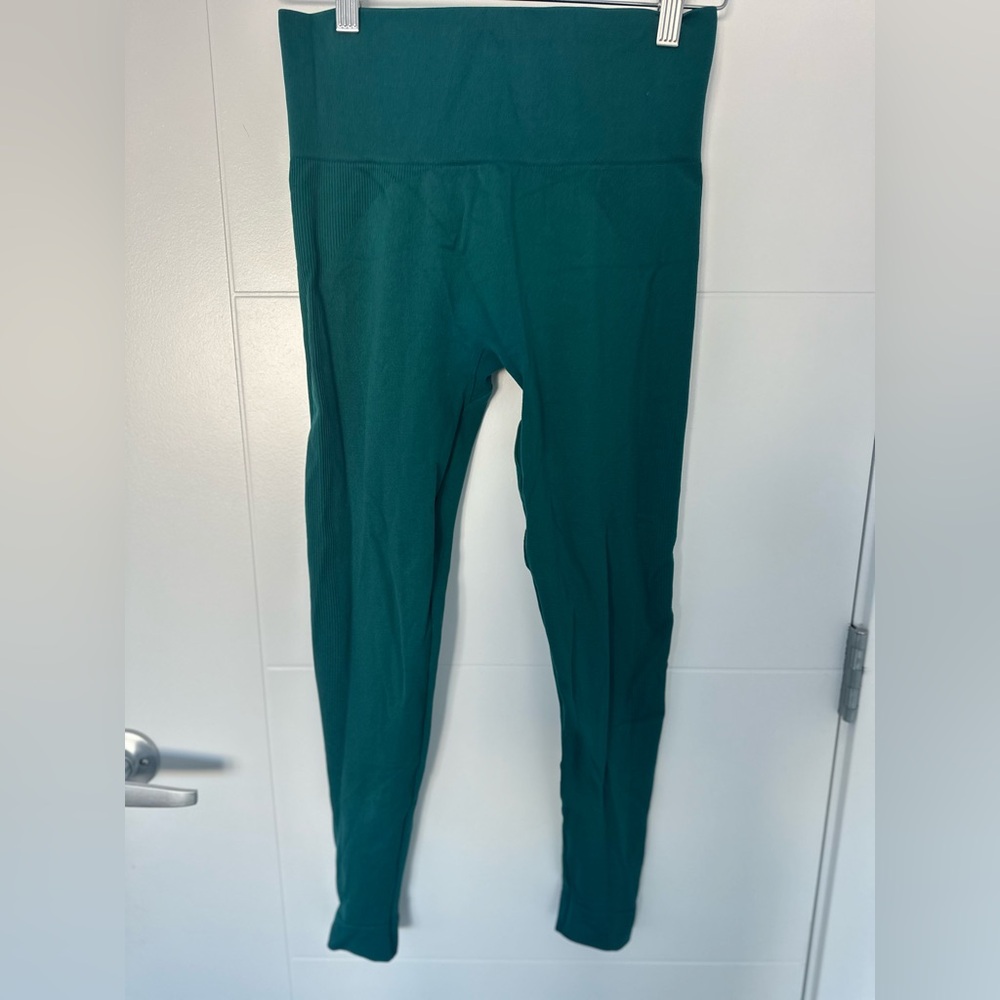 SET ACTIVE Yoga Sculptflex Mojito Leggings